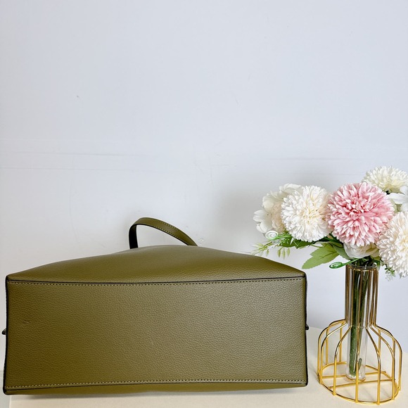 Coach 1671 Leather Mollie Tote in Kelp Black - Picture 5 of 9